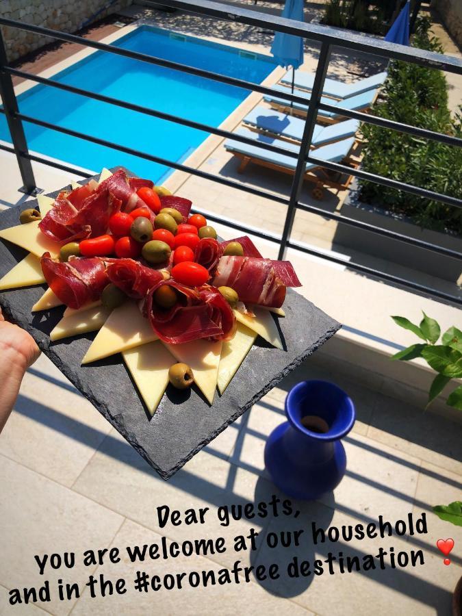 Holiday Home Vuko Севид Екстериор снимка