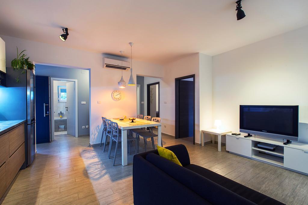 Holiday Home Vuko Севид Екстериор снимка