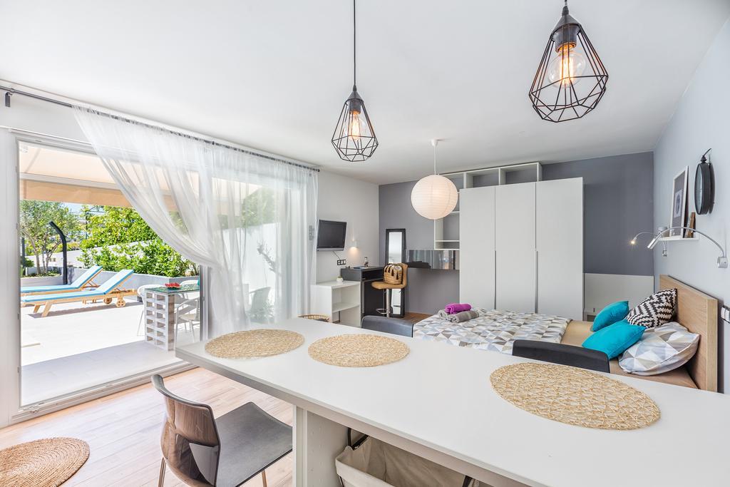 Holiday Home Vuko Севид Екстериор снимка