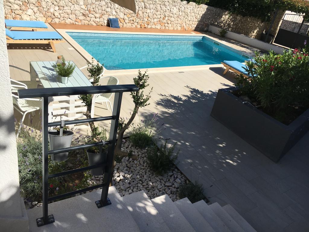 Holiday Home Vuko Севид Екстериор снимка